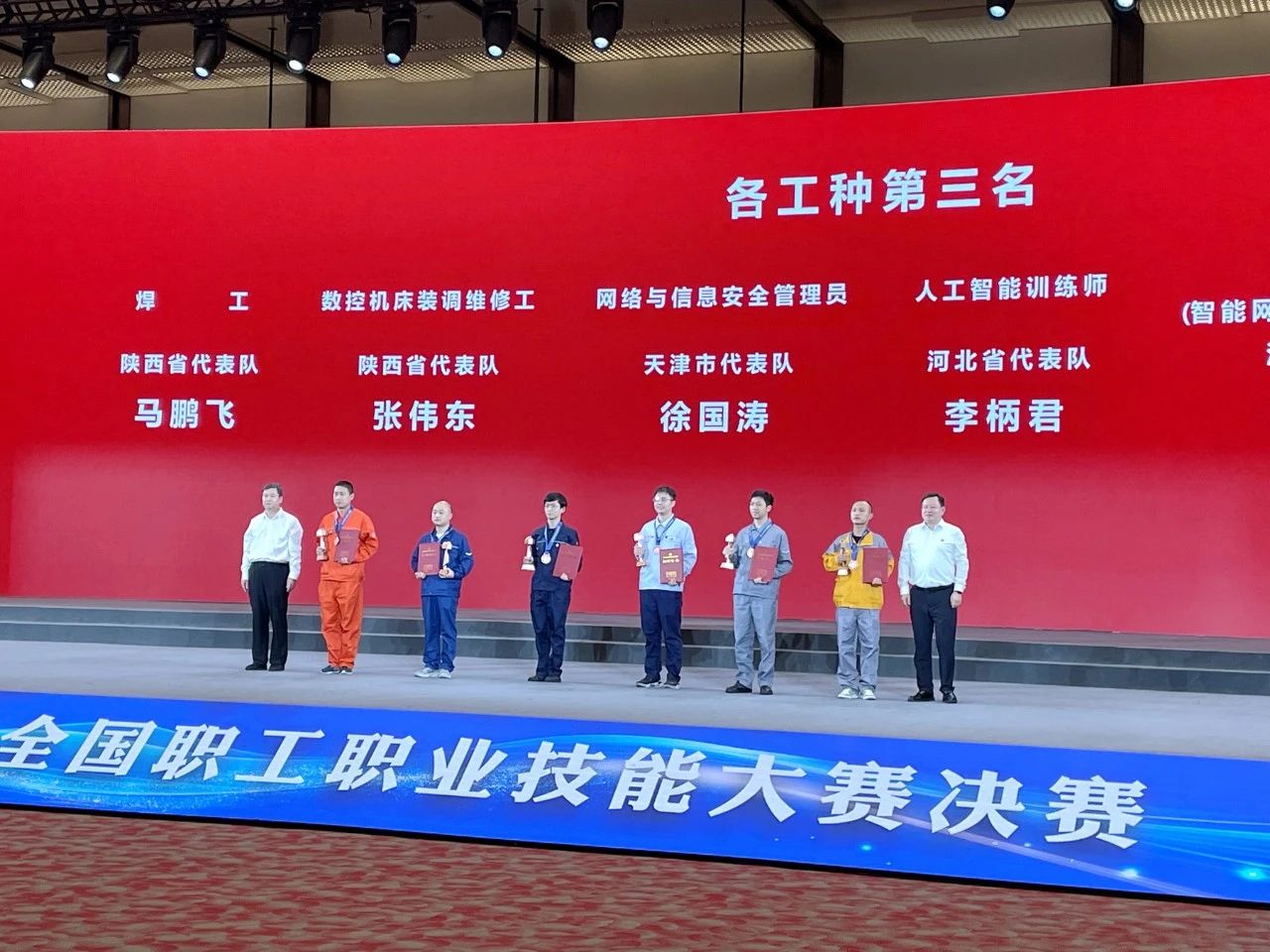 yy(й)-ֹٷվ